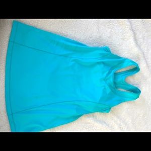Lululemon workout tank- never worn